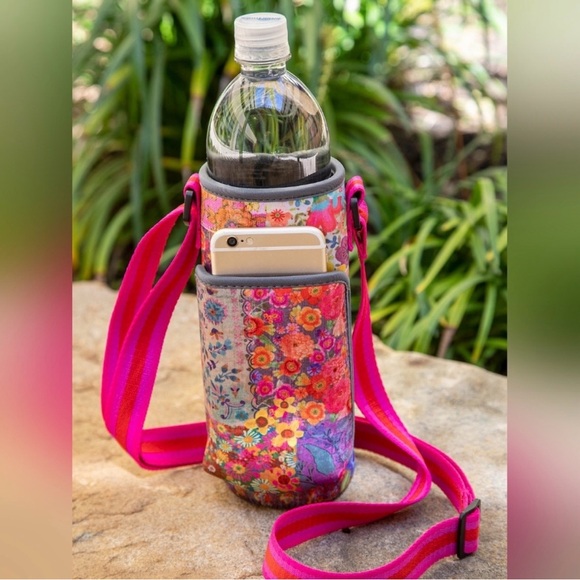 Natural Life Insulated Water Bottle Carrier | Pink Patchwork - Picture 7 of 7